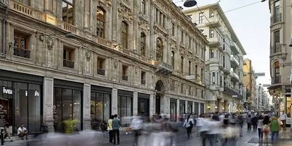 Grand Pera Fotoğrafı